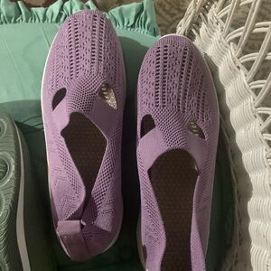 Skechers Women's Lavender Slip-Skechers flats